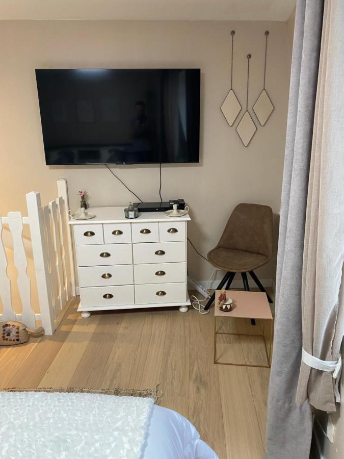 Petite Maison Hyper Centre De Dieppe Proche Plage Екстер'єр фото